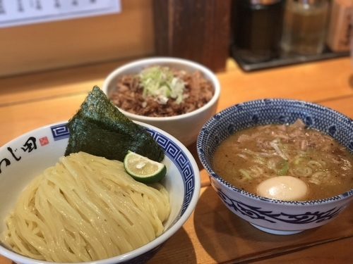 「特製つけ麺」@つじ田 飯田橋店の写真