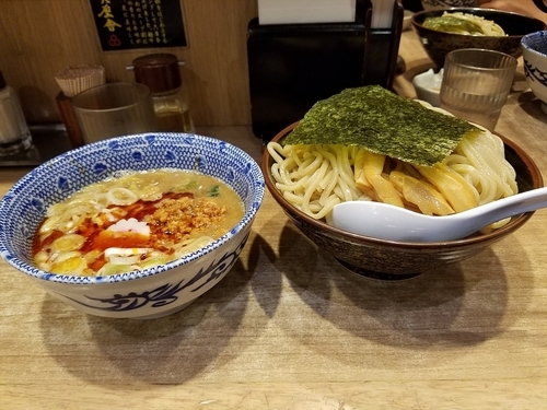 「担々つけ麺(930円)」@舎鈴 エキュート赤羽店の写真