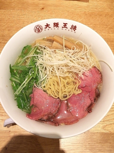 「特製牛骨ラーメン」@大阪王将 山口ゆめタウン店の写真