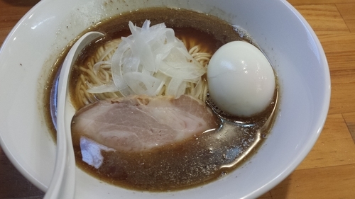 「醤油ソバ750円味玉100円」@煮干中華ソバ イチカワの写真