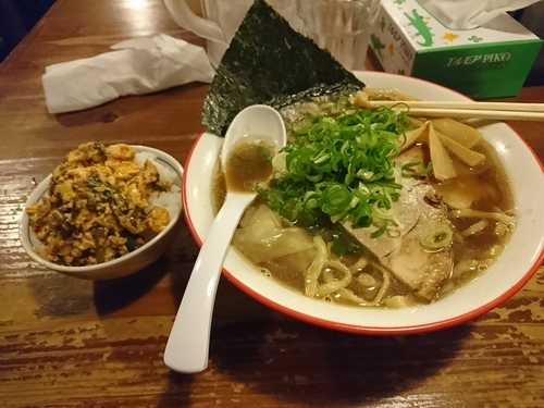 「煮干中華そば ランチ飯」@麺 酒 やまのの写真