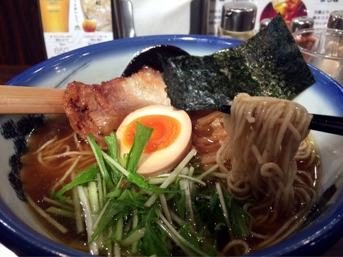 「醤油らーめん 淡麗(880円)」@AFURI 麻布十番店の写真