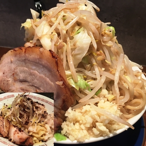 「豚そば（ニンニク）ヤサイW＋油玉」@豚そば KOKOTONの写真