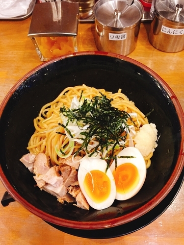 「油そば600円 大盛り無料」@家系ラーメン 松田家 上井草駅前店の写真