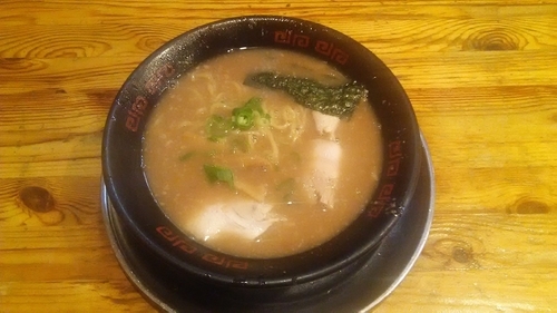 「とんこつラーメン」@無鉄砲 本店の写真