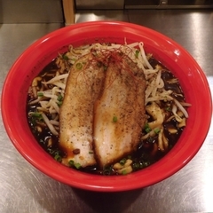 麺創研 紅 BLACKの画像