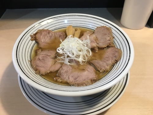 「煮干らぁめん 肉増し」@煮干しらぁめん 猫トラ亭の写真