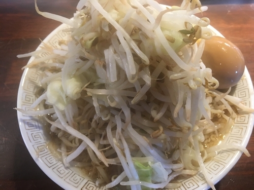 「豚なしラーメン大盛り」@らーめんまんの写真