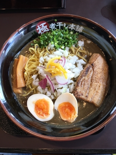 「限定二代目極煮干しラーメン」@極煮干し本舗 荒川沖店の写真