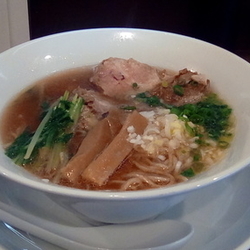 数量限定　ゴロゴロチャーシュー麺