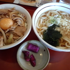 山田うどん食堂 大泊店の画像