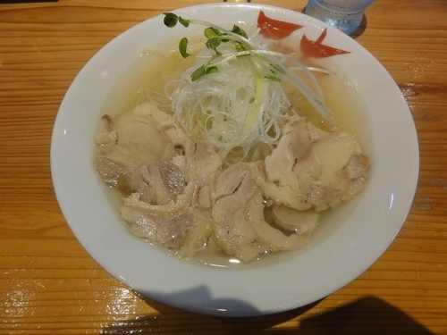 「中華そば（鶏塩・並盛り）」@天天有 桂川街道店の写真