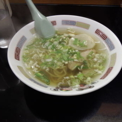 ラーメン で忠の画像