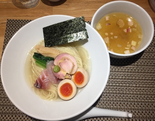 「天然真鯛と地鶏の塩つけ麺1200円」@生粋 花のれんの写真