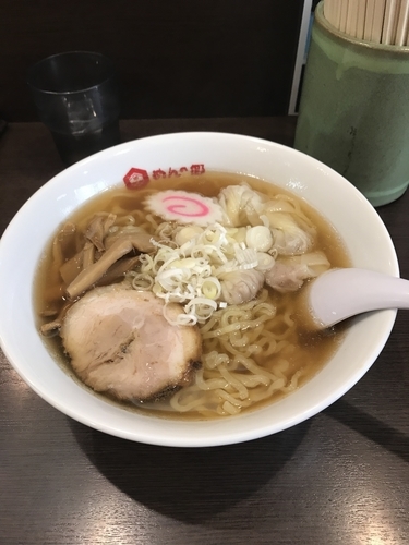「ワンタン麺(大盛)730+120」@めんの郷 久が原店の写真