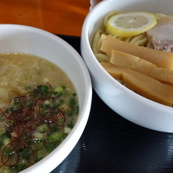 塩つけ麺中盛り790円