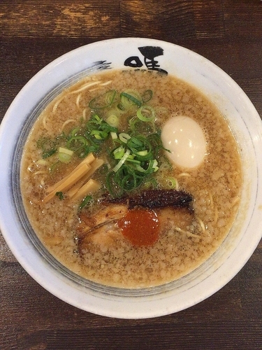 「極濃（味玉プラス、麺小盛り）」@新・和歌山ラーメン ばり馬 山口湯田店の写真