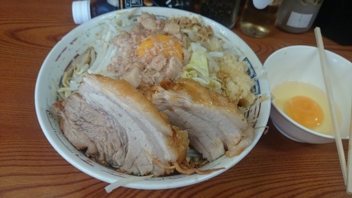 「小　汁無　ニンニク脂　玉子」@ラーメン二郎 亀戸店の写真