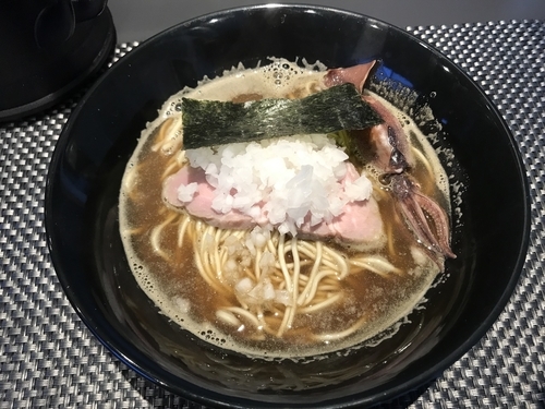 「【限定】烏賊と昆布の煮干そば 900円」@煮干乱舞の写真