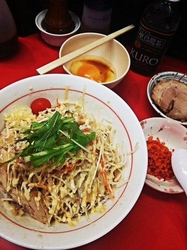 「冷やし中華(並)+生卵+豚」@千里眼の写真