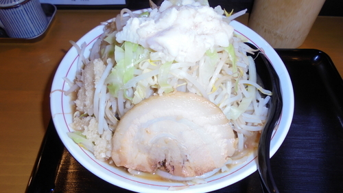「ラーメン(大盛)」@自家製麺 麺虎の写真