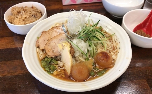 「冷やし煮干しそば(限定)＋煮干し炊き込みご飯」@拉麺一匠 DEAD OR ALIVEの写真