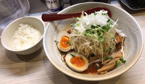 「冷し担々(限定)＋味玉＋半ライス」@めんや佐高の写真