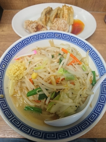 「タンカラギョウ 890円」@トナリの写真