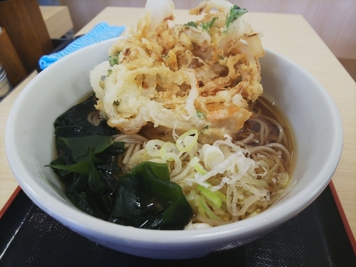 「かき揚げ天390円」@名代 箱根そば 新松田店の写真
