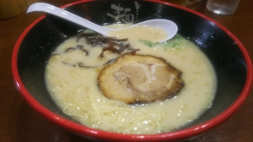 「とんこつラーメン」@麺達 セントレア店の写真