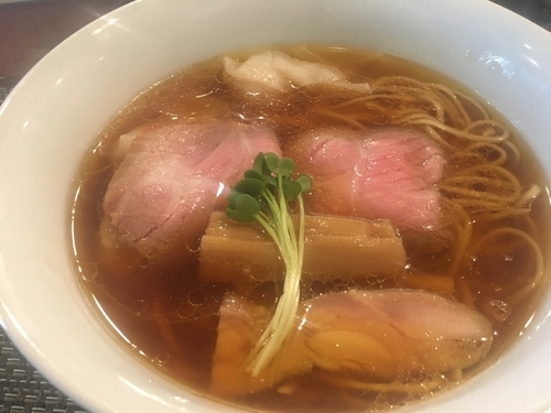 「鶏ワンタンそば」@らぁ麺 やまぐちの写真