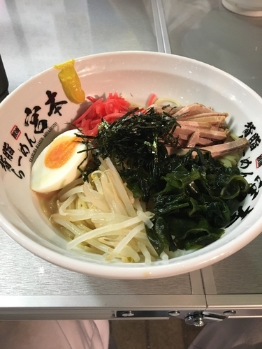「冷やし中華 ゴマだれ700円」@背脂らーめん宮本 志木店の写真