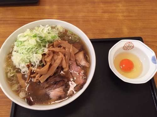 「メンマらーめん ふつう(1030円)+生玉子(50円)」@大勝軒 淵野辺店の写真