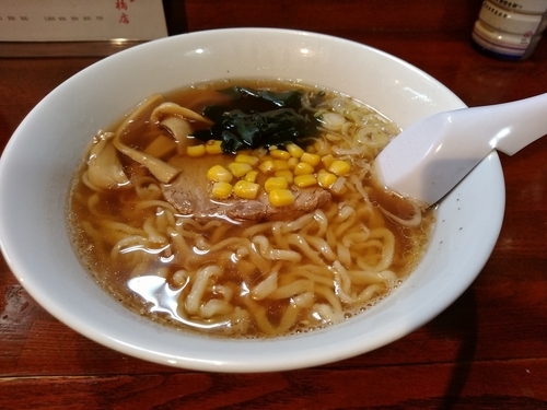 「醤油ラーメン(並盛・150g)700円」@手打ちラーメン 本丸 前橋店の写真