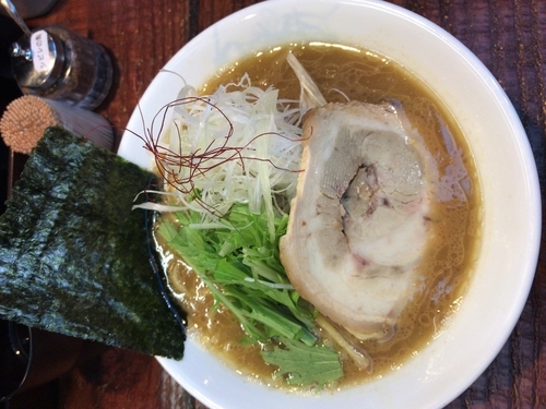 「あご塩ラーメン」@横浜家系ラーメン いとし家の写真
