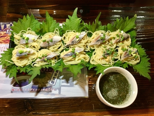 「ザル中華イワシ&ハーブ【限定】」@ラーメン246亭の写真