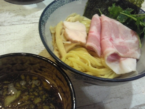 「【気まぐれ限定】煮干しつけそば￥850」@中華そば 四つ葉の写真