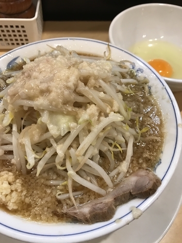 「らーめん、ニンニク、アブラ」@らーめん大 高円寺店の写真