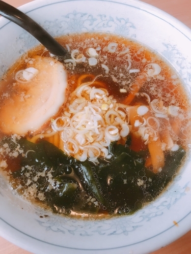 「ラーメン S」@ラーメン ともや 新田手島店の写真