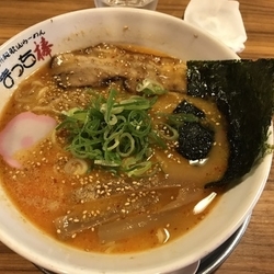 辛味噌ラーメン 810円