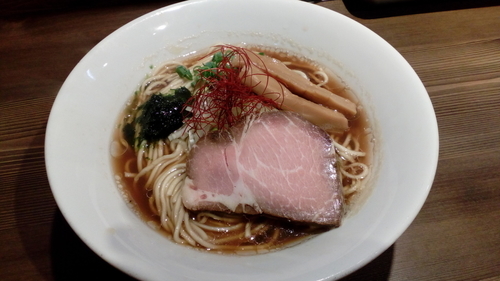 「伊勢海老醬油そば（780円）＋中盛（50円）」@つけ麺 一燈の写真