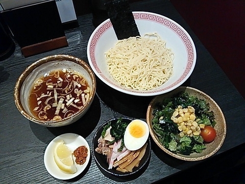 「つけ麺＋つけ麺用具」@ラーメン大至の写真