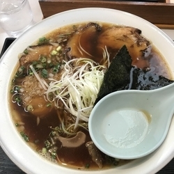 ちゃーしゅーめん（醤油）➕大盛➕麺固め