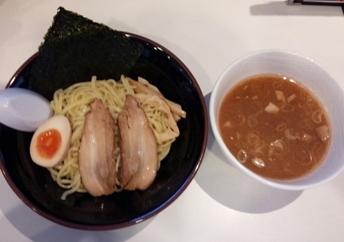 「濃厚魚介豚骨つけ麺700円麺パス仕様540円」@横濱家系のじ家の写真