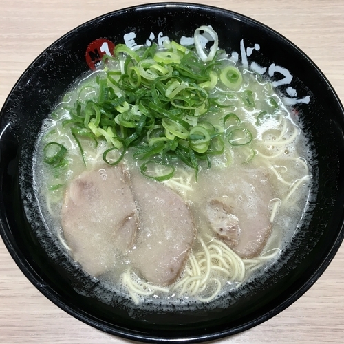 「長浜ラーメン (650円)」@長浜ナンバーワン 松山店の写真
