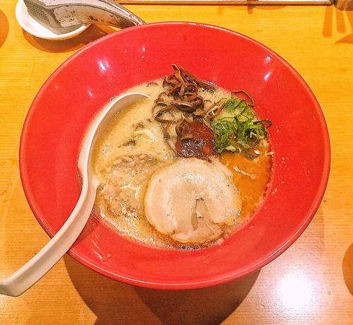 「赤丸新味(麺バリカタ) 850円」@博多一風堂 新宿アイランドタワー店の写真