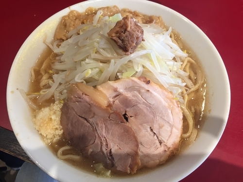 「小ラーメン(ニンニク少な目、アブラ) 700円」@ラーメン二郎 荻窪店の写真