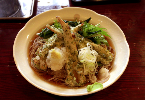 「ちくわ天そば(450円)+冷やし(50円)」@居酒屋あいちゃんの写真