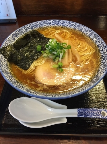 「醤油ラーメン 大盛」@實の写真