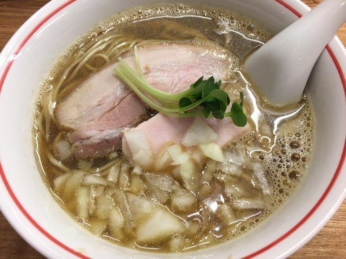 「煮干そば」@麺尊 RAGEの写真